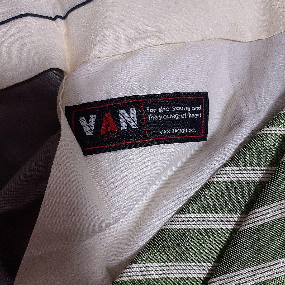 VAN スラックス サイズ85