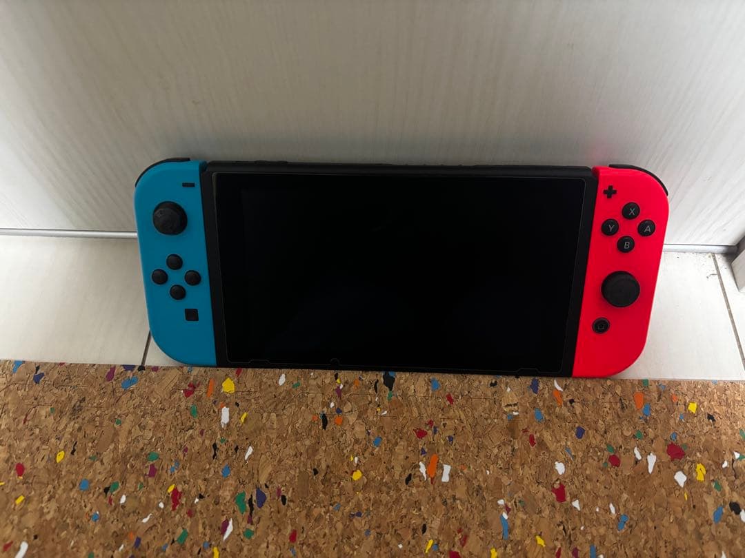 Nintendo Switch +ソフト2個