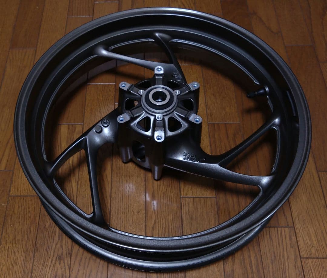 GSX-S1000GT 2024 純正ホイール　フロント