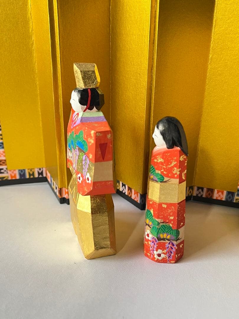 ロ*ー様 一刀彫 立雛 3.5寸