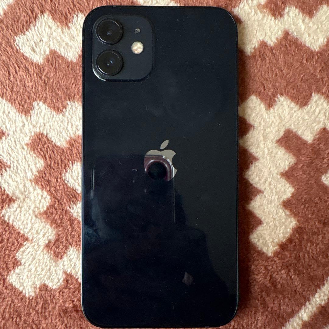 Apple iPhone 12 ブラック 本体