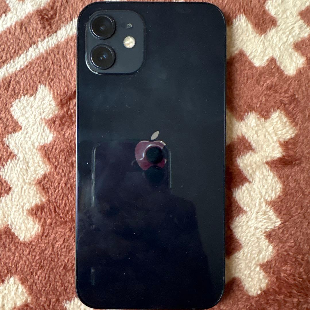Apple iPhone 12 ブラック 本体