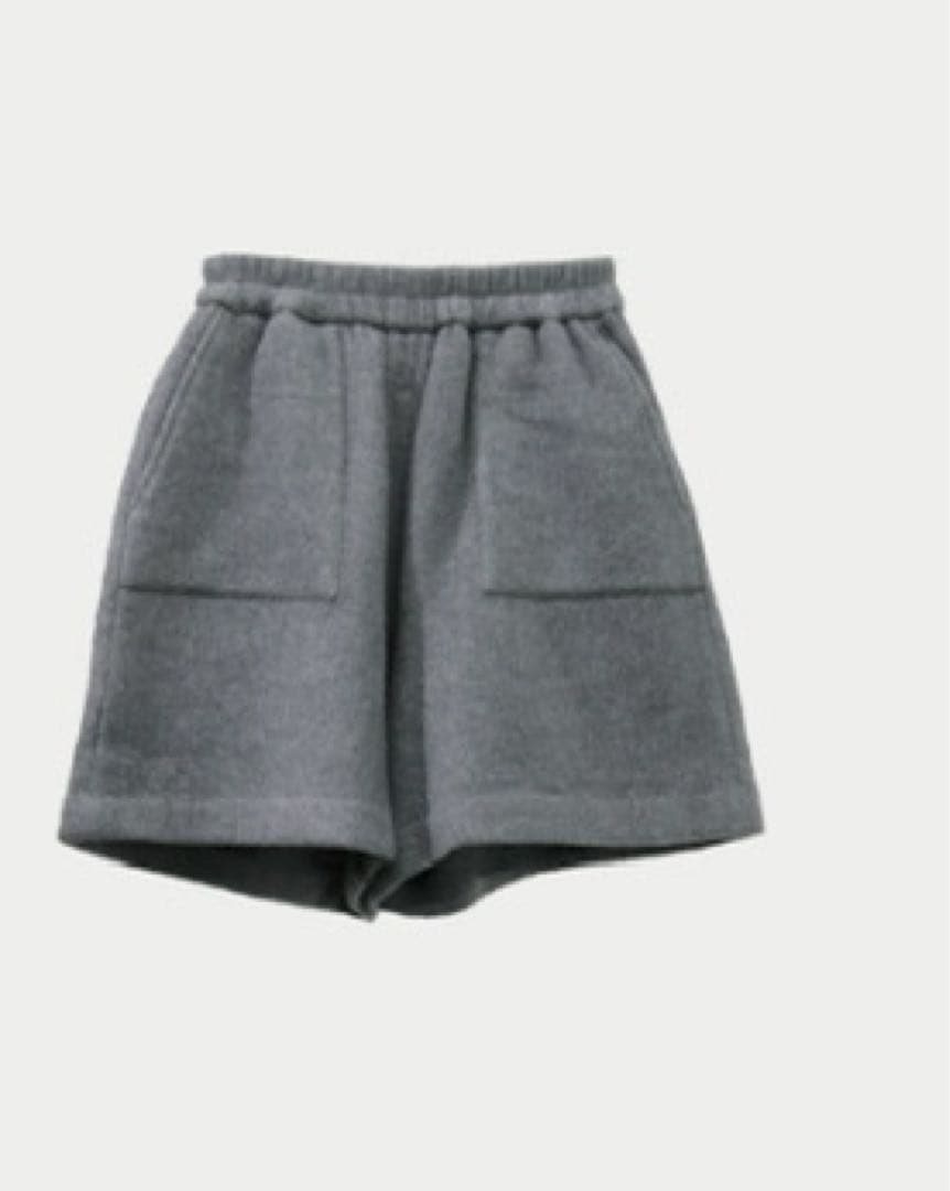 machatt ウールショートパンツ　ロング　グレー