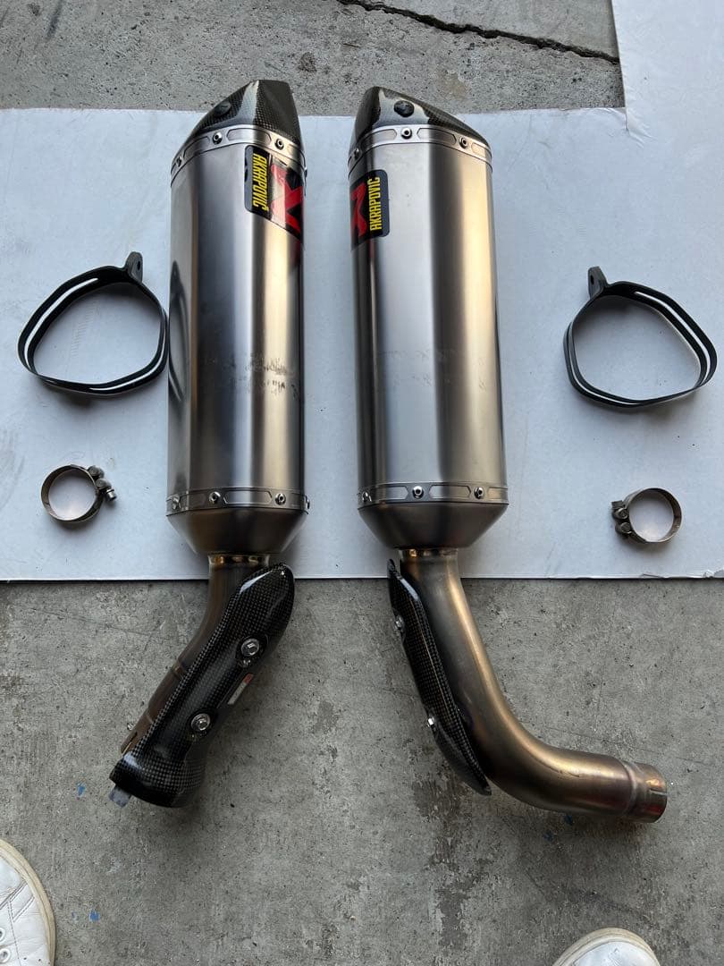 YZF-R1 アクラポマフラー