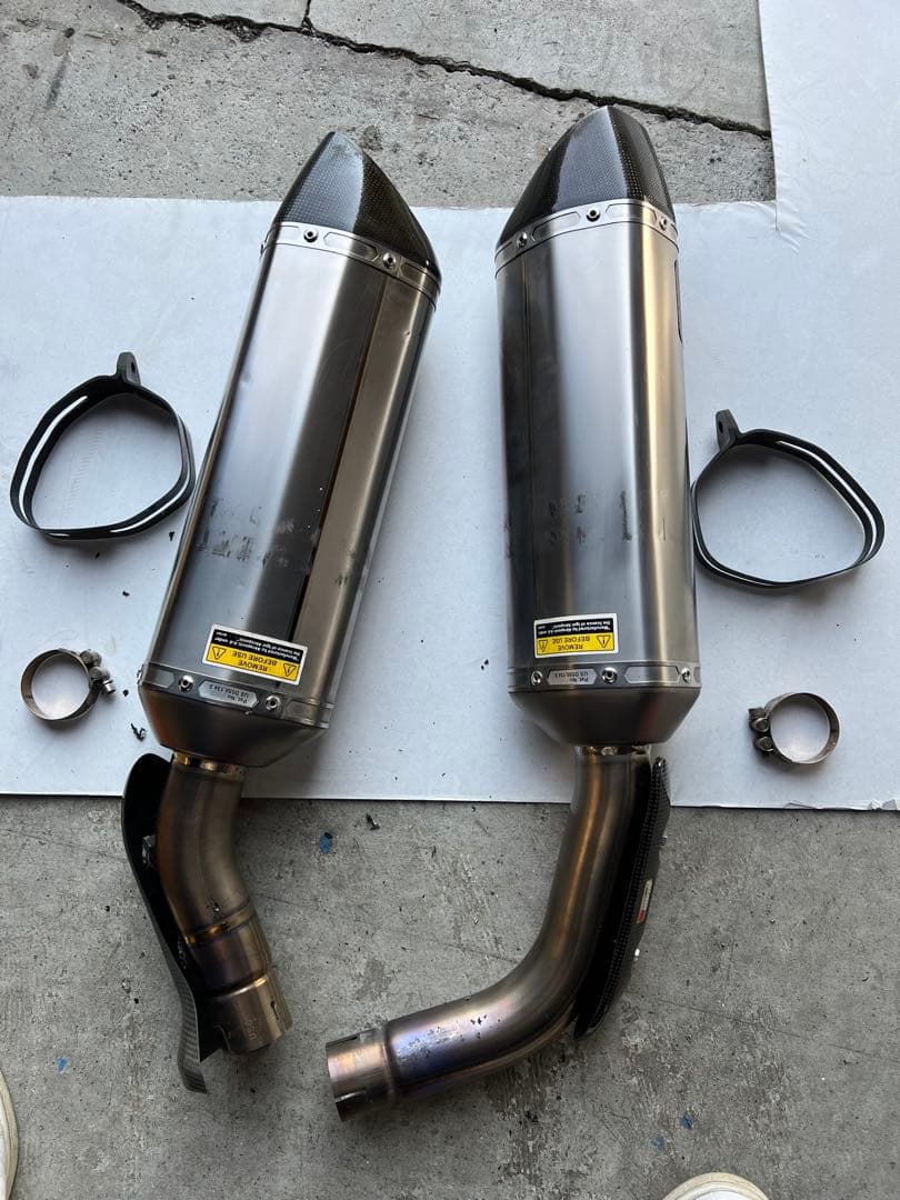 YZF-R1 アクラポマフラー