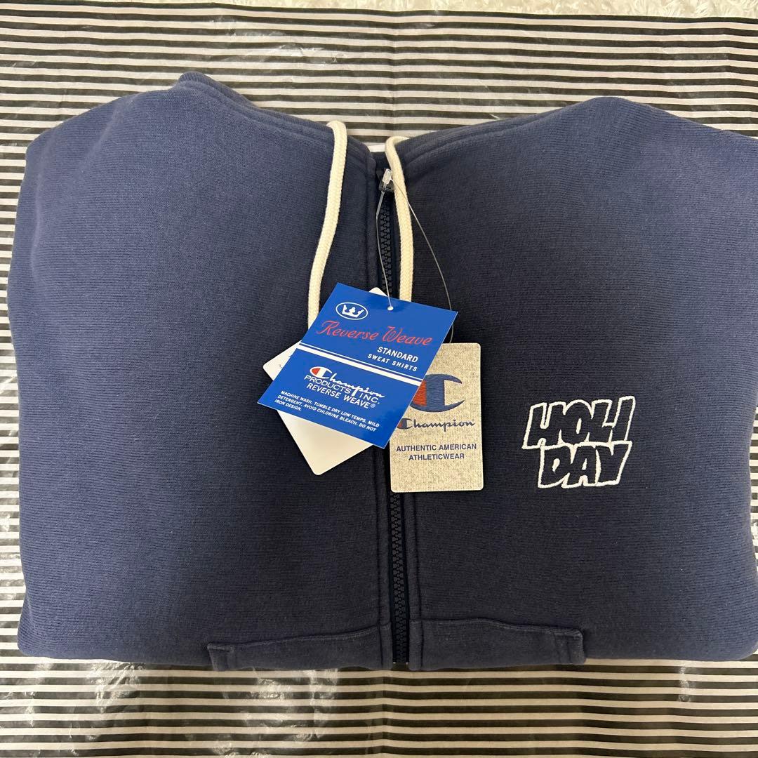 別注　CHAMPION by HOLIDAY ジップフーディー