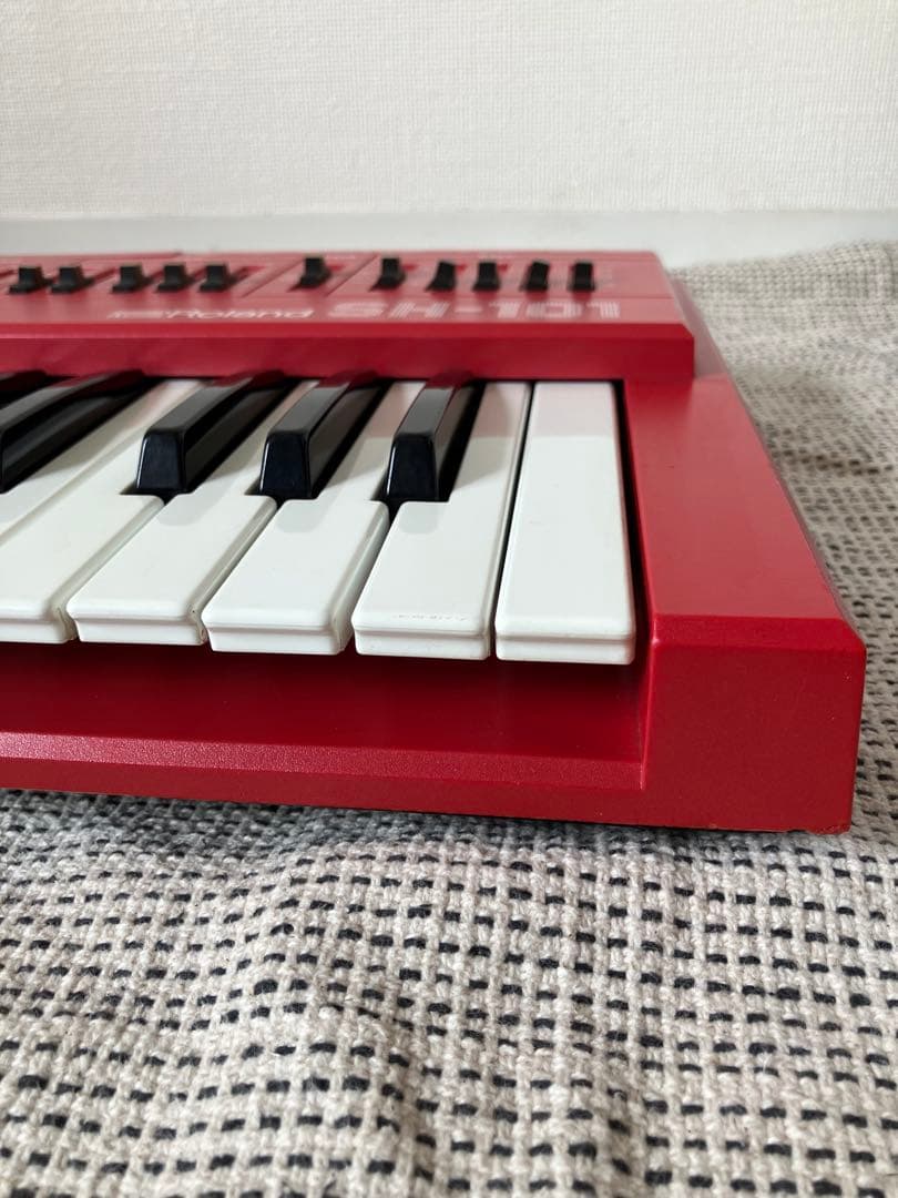 Roland SH-101 レッド