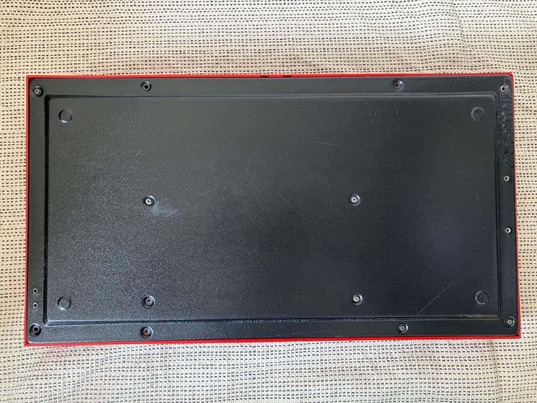 Roland SH-101 レッド