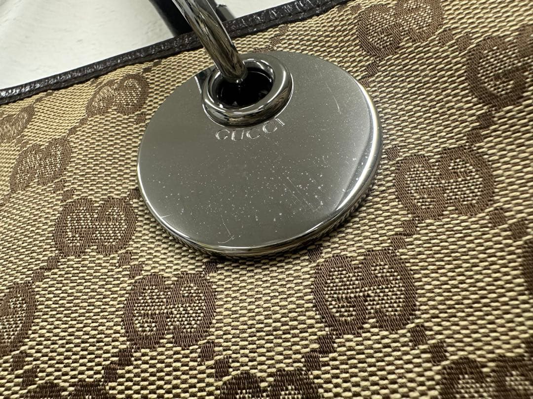 GUCCI ロゴデザイン　GG キャンバストートバッグ ベージュ