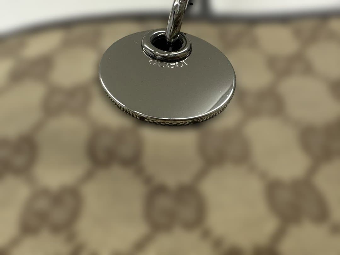 GUCCI ロゴデザイン　GG キャンバストートバッグ ベージュ