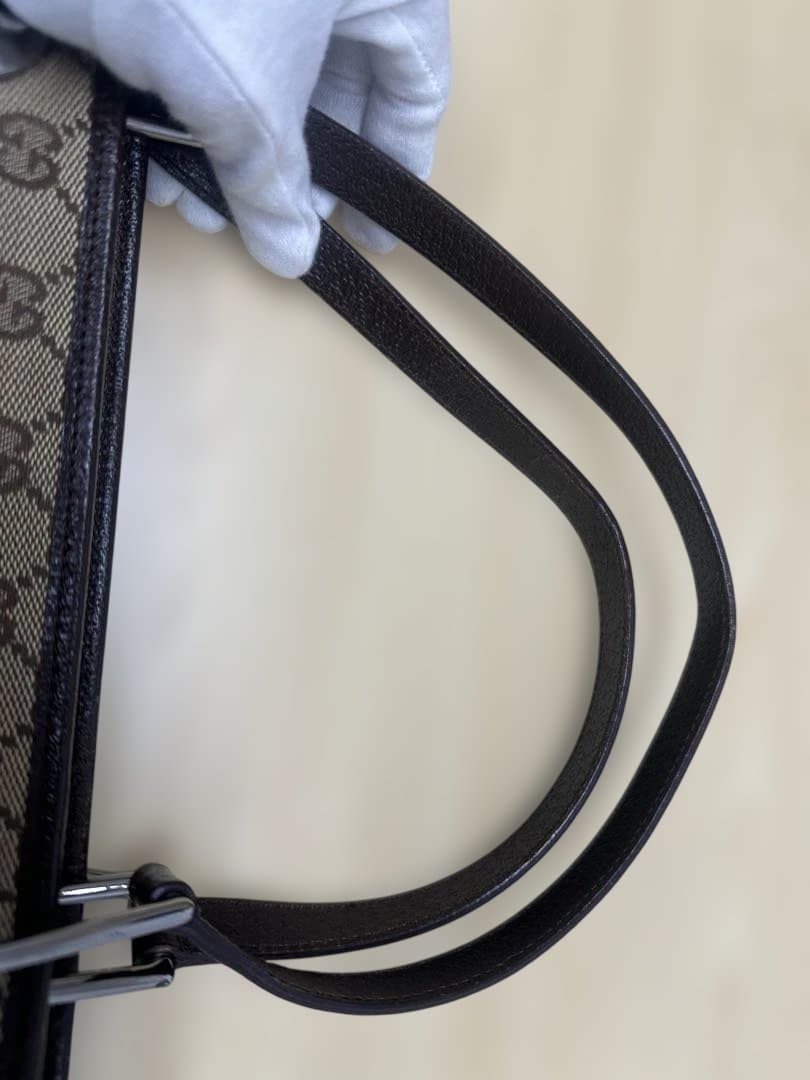 GUCCI ロゴデザイン　GG キャンバストートバッグ ベージュ