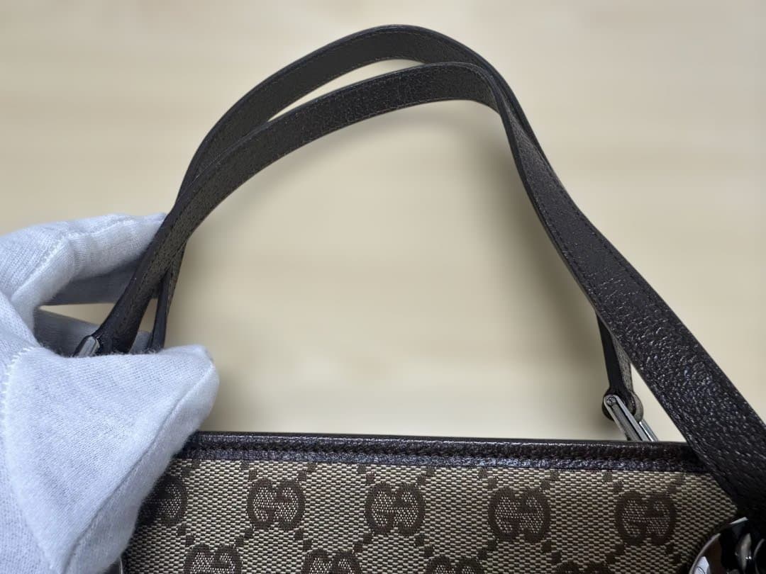 GUCCI ロゴデザイン　GG キャンバストートバッグ ベージュ