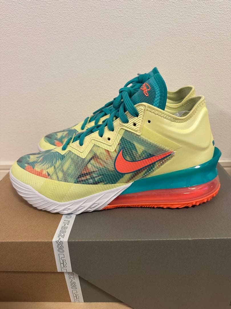LEBRON XVIII LOW レブロン18ロウ　新品未使用
