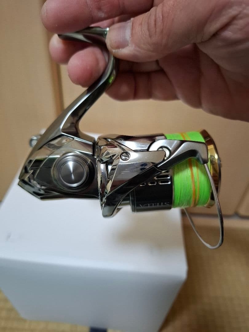 リール 18STELLA C3000SDHHG
