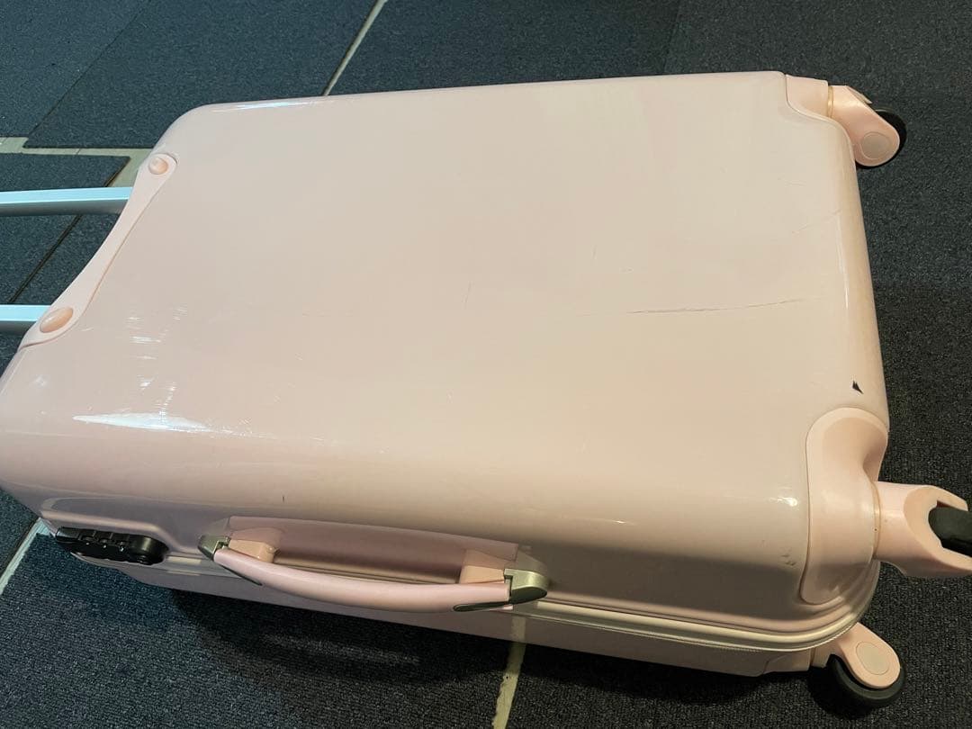 マイメロディ　サンリオ　キャリーケースL ピンク