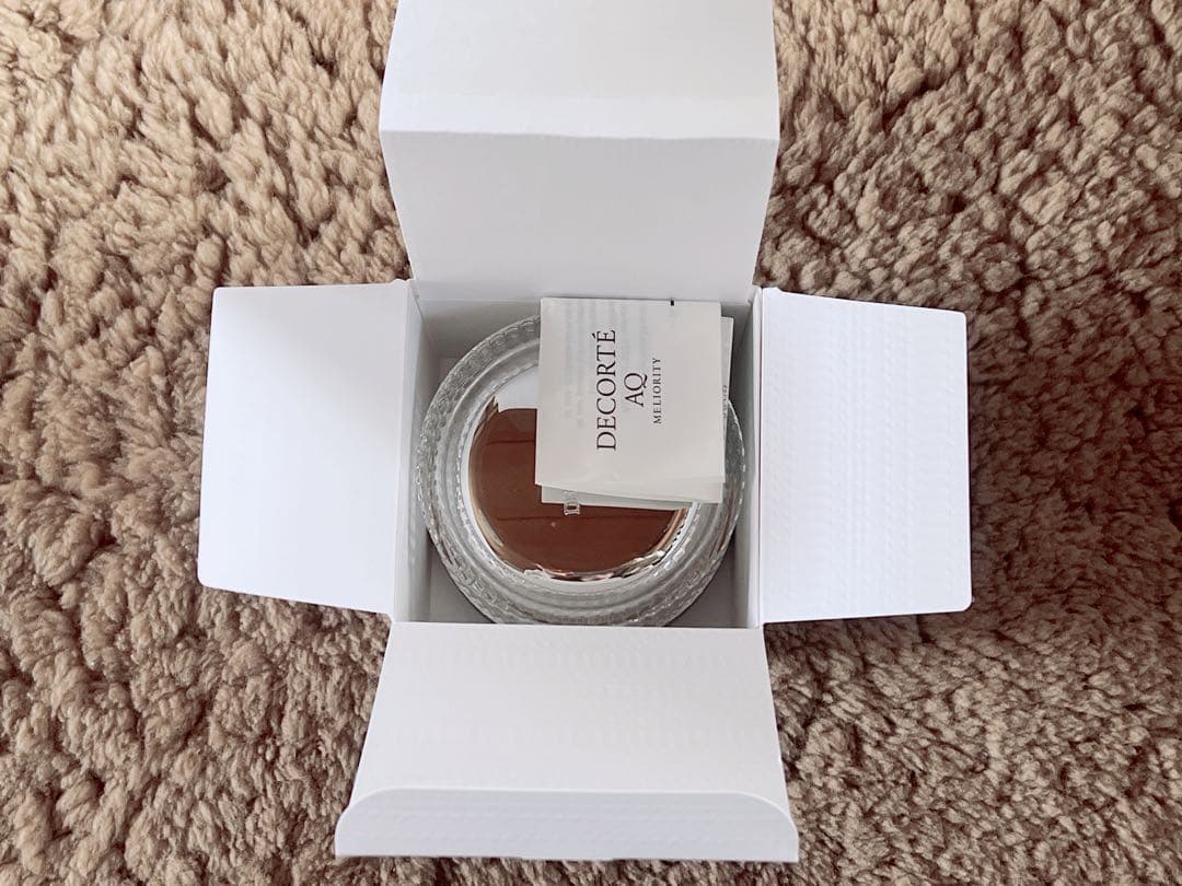 コスメデコルテ　AQ ミリオリティフェイスパウダー　n ほぼ新品