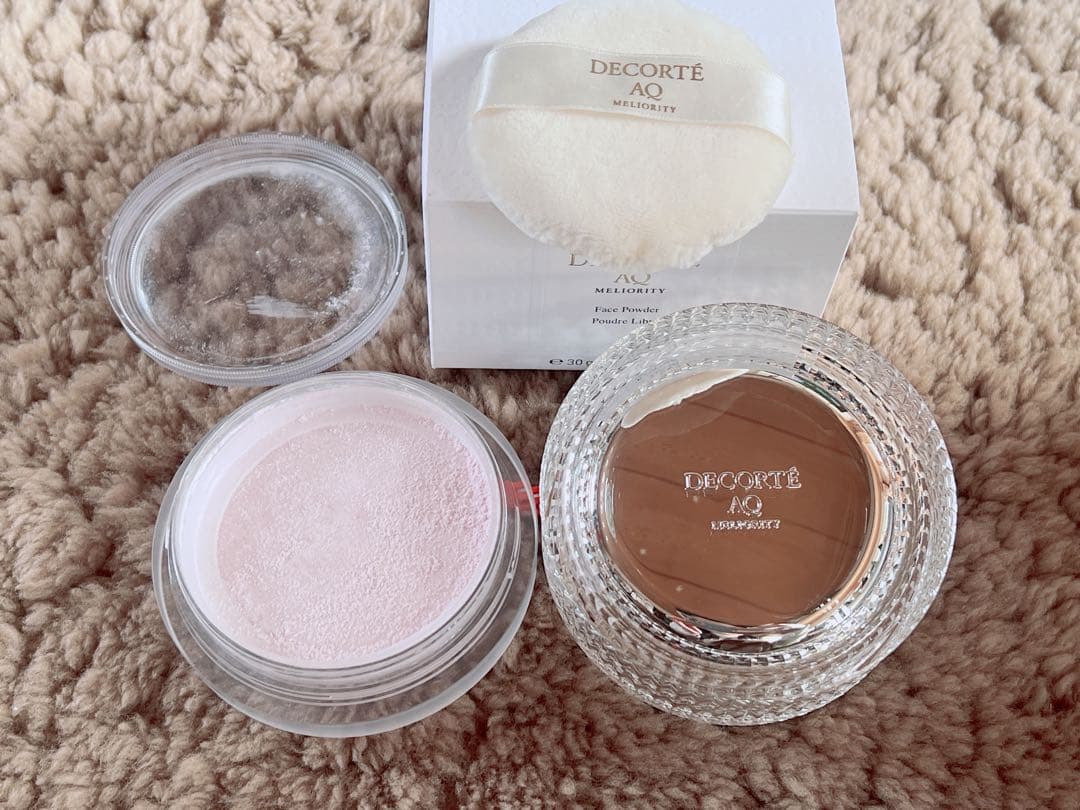 コスメデコルテ　AQ ミリオリティフェイスパウダー　n ほぼ新品