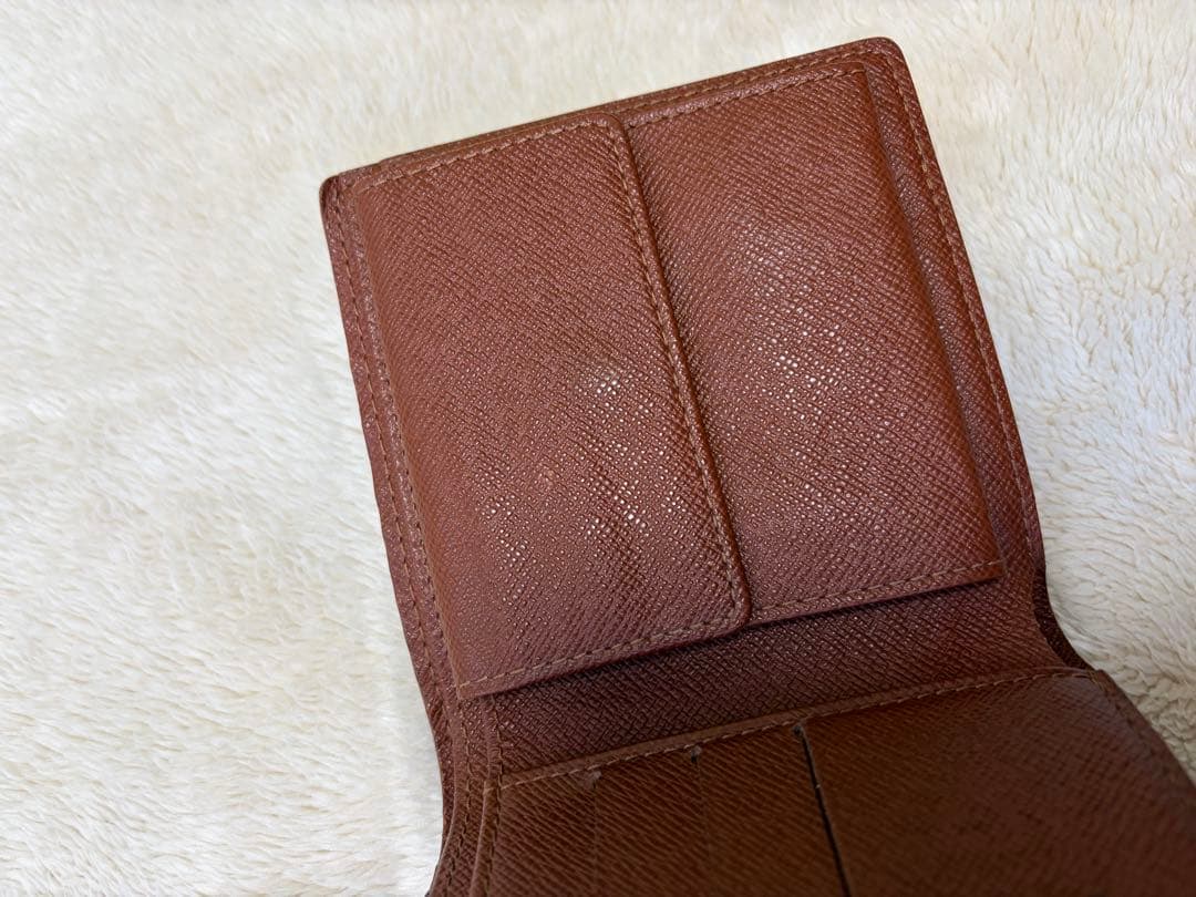 LOUIS VUITTON ルイヴィトン 財布 二つ折り財布　モノグラム