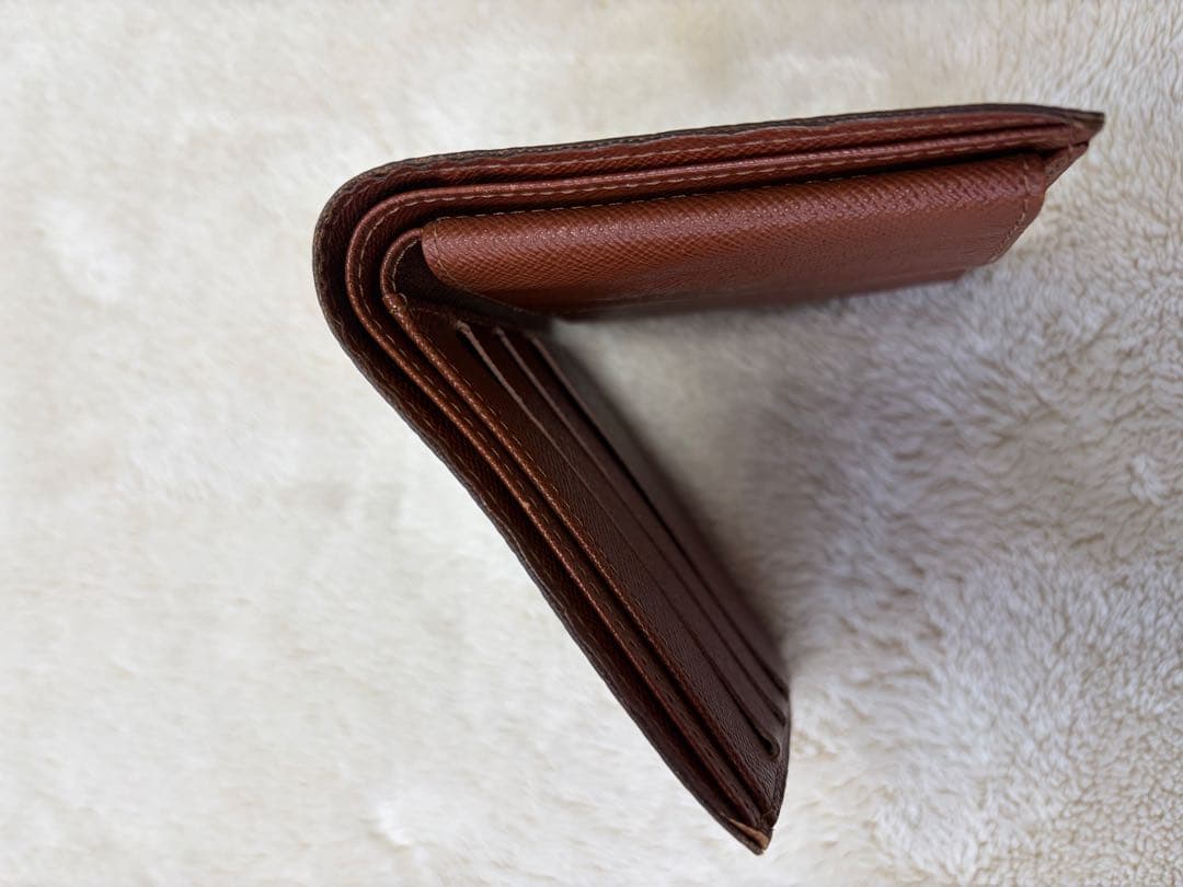 LOUIS VUITTON ルイヴィトン 財布 二つ折り財布　モノグラム