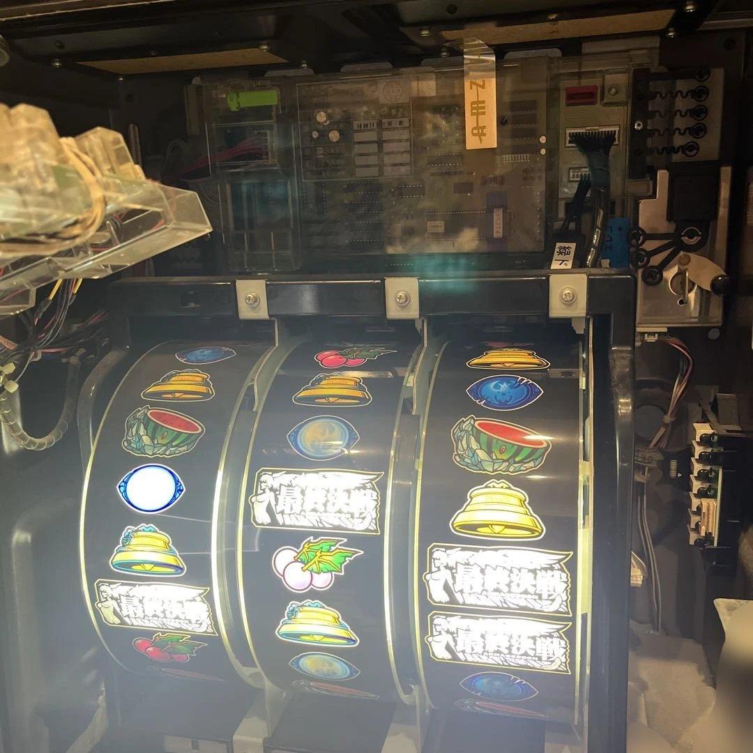 幸*町様 デビルマン 2 実機 不要機 送料込み