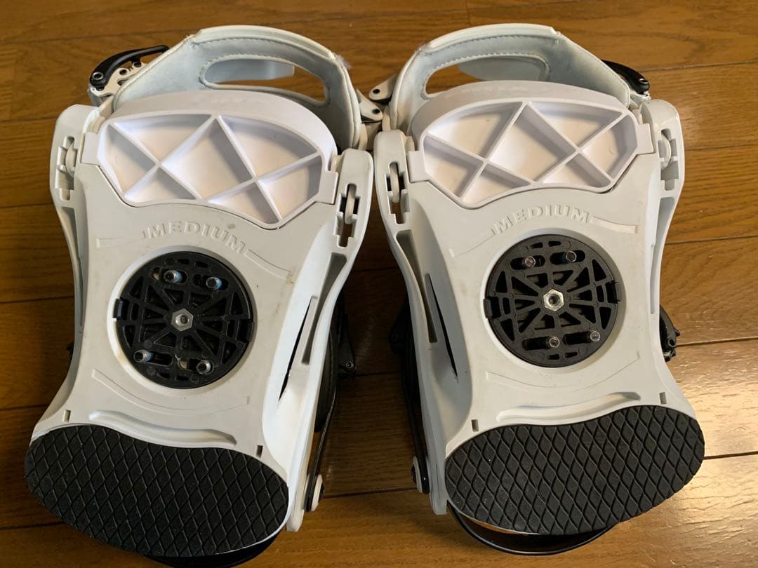 ビンディングNITRO RAMBLER M size 2022-23