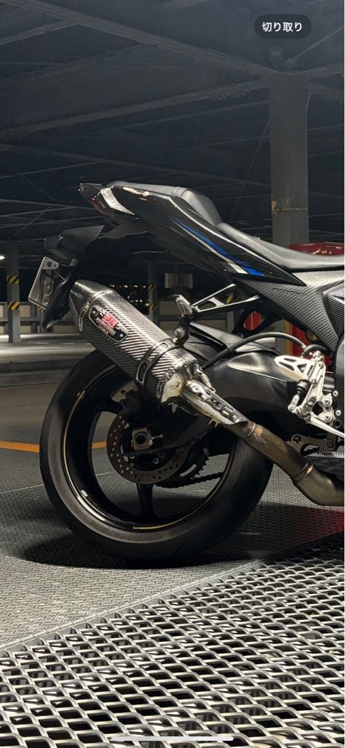 ヨシムラUSA R-77 カーボンマフラー　GSXR1000 12年〜16年