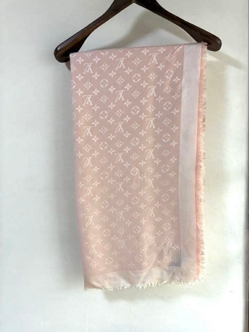 【なっちゃん】Louis Vuitton ルイヴィトン　ショールモノグラム