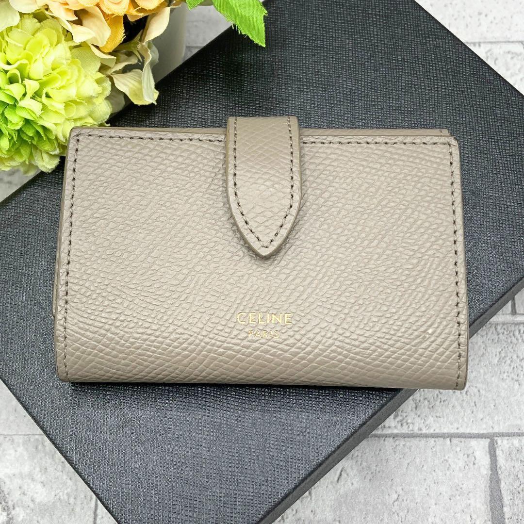 セリーヌ キーケース 6連 グレー ユニセックス キーホルダー エッセンシャル