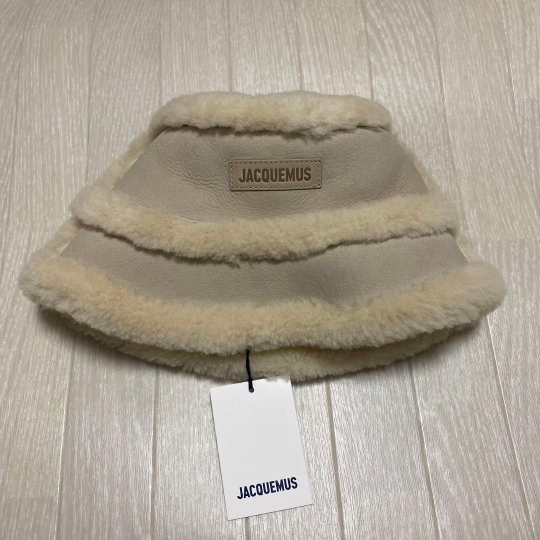 ジャックムス acquemus LE BOB DOUX IVORY　タグ付き