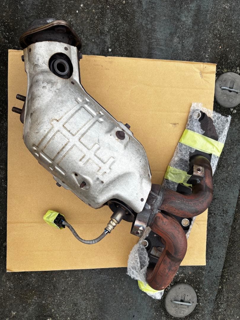 ロードスター nc エキマニ 触媒