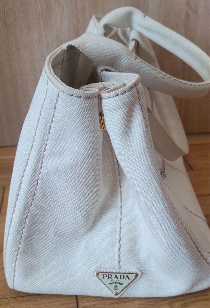 PRADA カナパ ホワイト トートバッグ