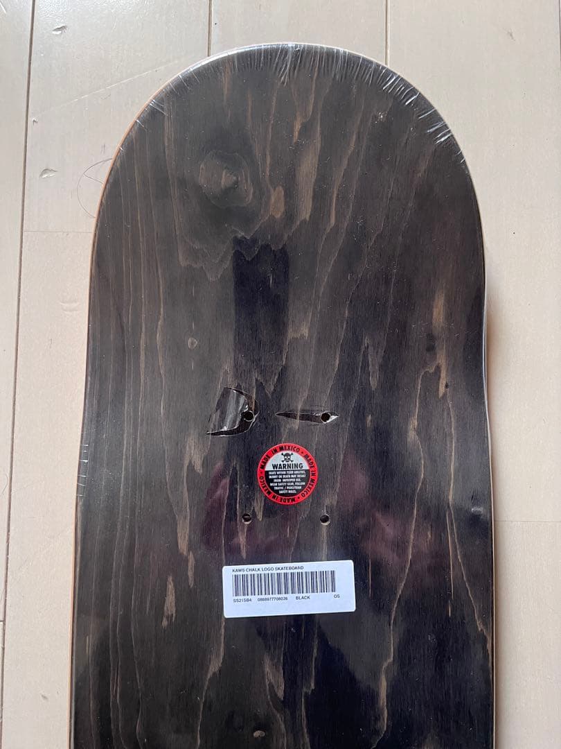 Supreme kaws スケートボードデッキ　黒