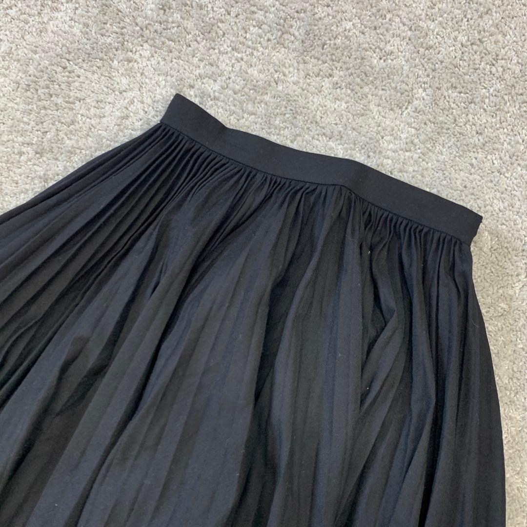 【COMME des GARCONS】Black Pleats Skirt