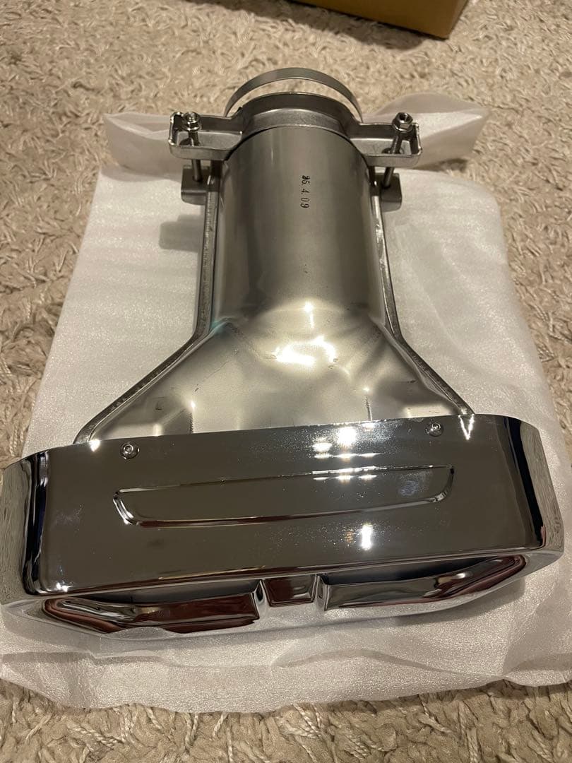 新品未使用ランクル300モデリスタマフラーカッター(ガソリン)