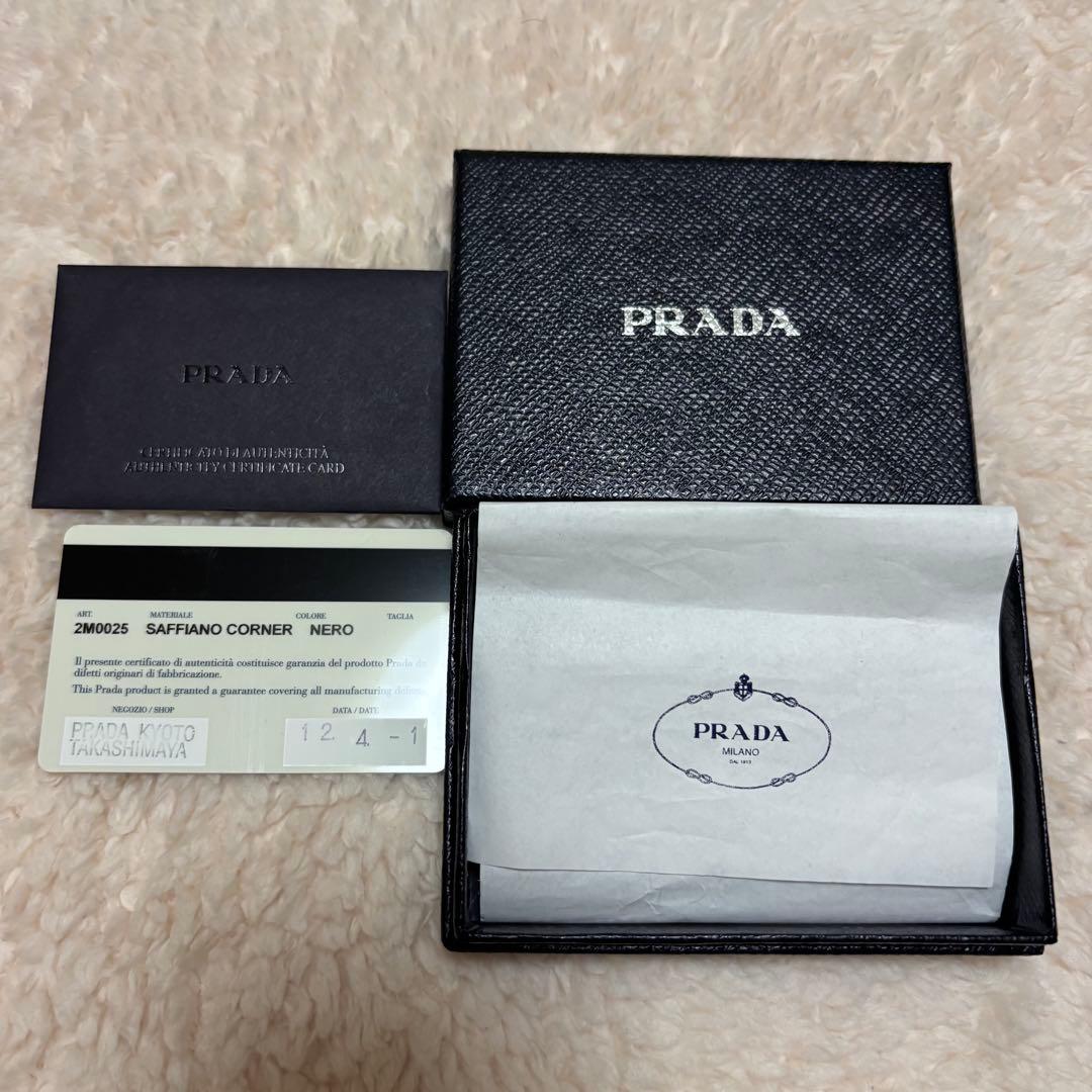 【極美品】PRADA プラダ キーケース 6連 サフィアーノ 黒