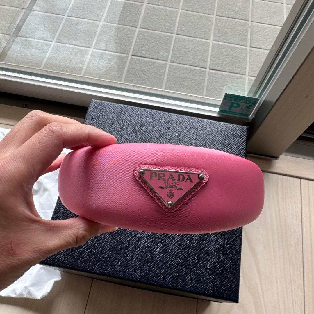 PRADA ピンク サテン ヘアバンド