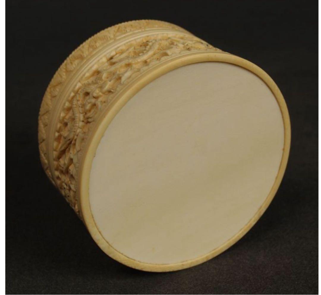 ナリトラ商品2点送料無料　清～民国　雲龍文彫刻蓋物　中国古玩