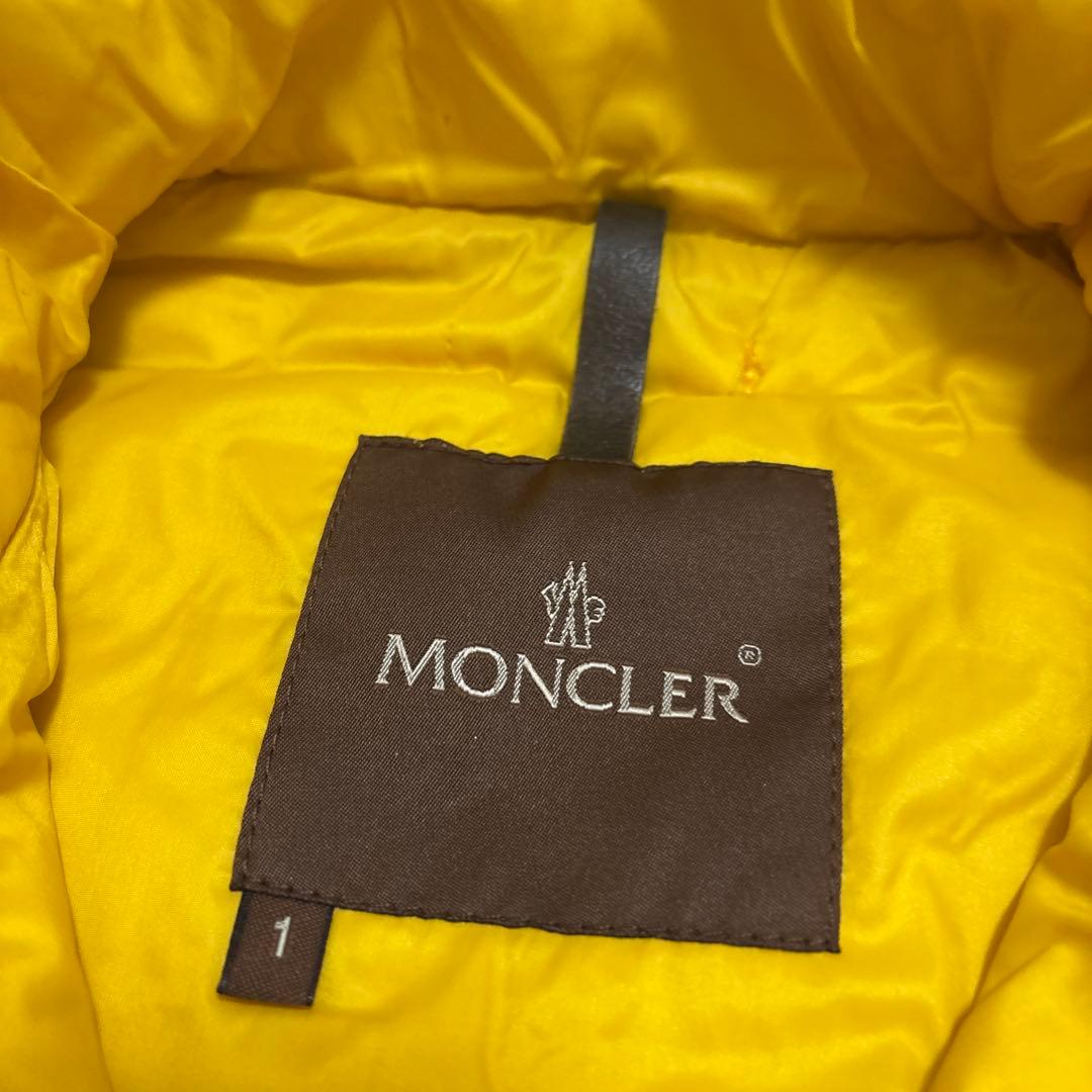 MONCLER イエロー 薄手ダウンベスト M