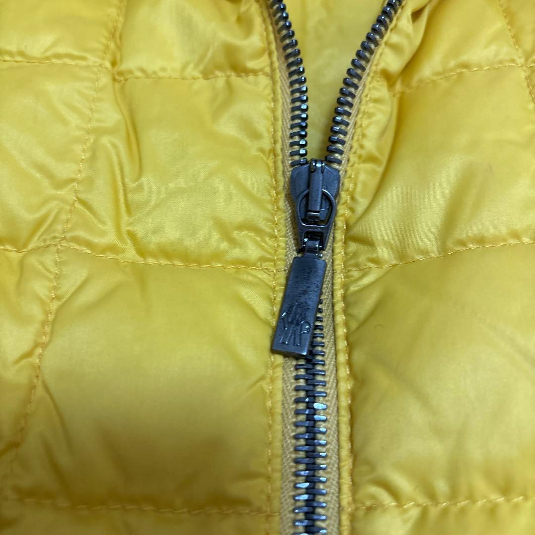 MONCLER イエロー 薄手ダウンベスト M