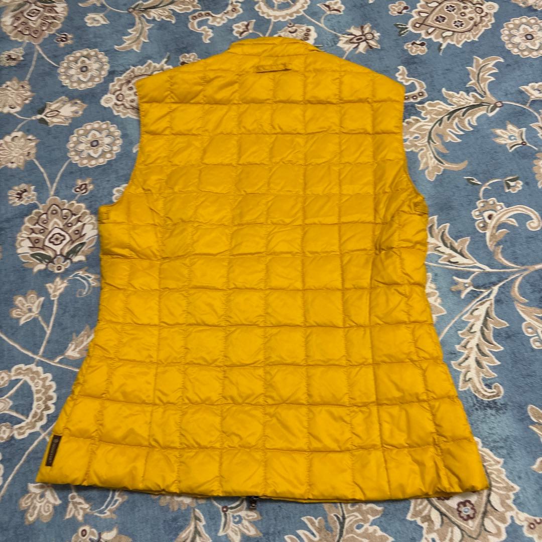 MONCLER イエロー 薄手ダウンベスト M