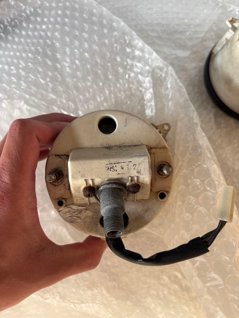 RZ 純正　タコメーター　針折れあり　動作確認済み