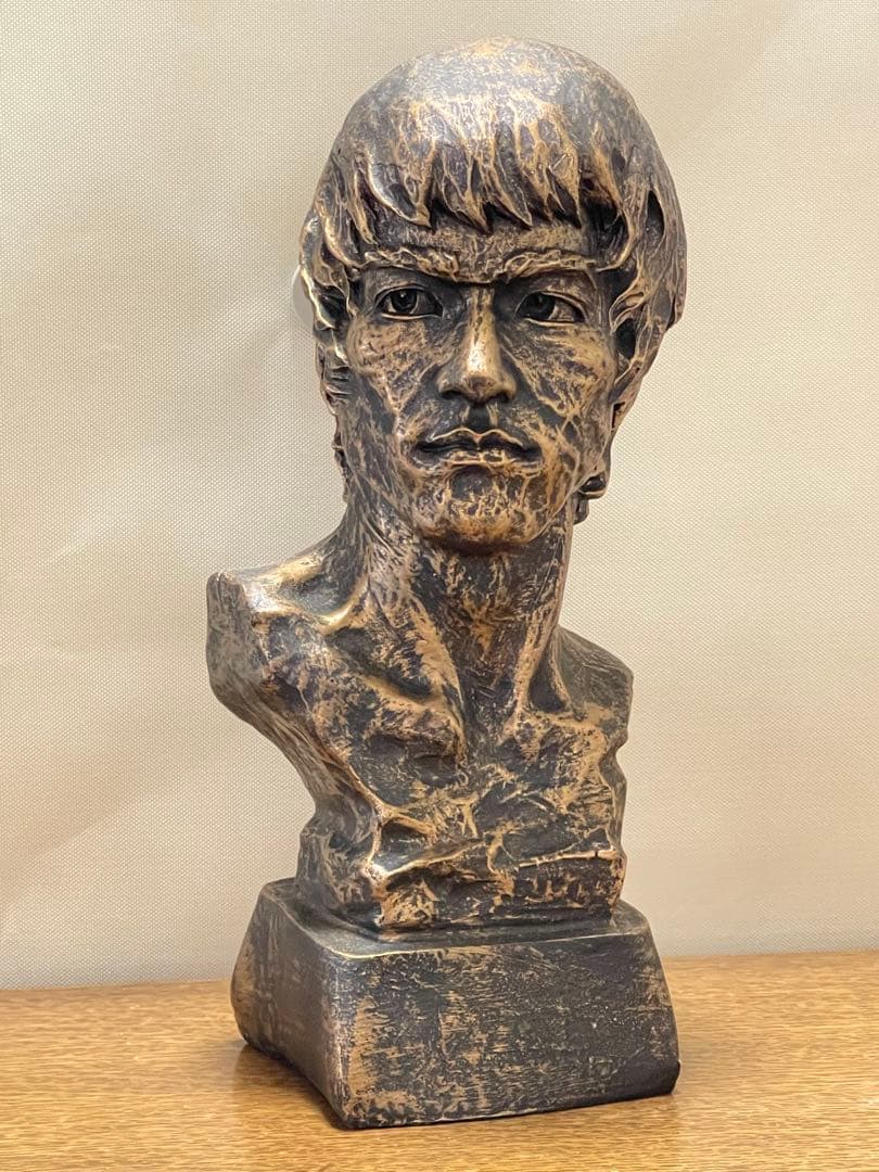 BRUCE LEE ブルース・リーの胸像　ブロンズ肖像　約30cm