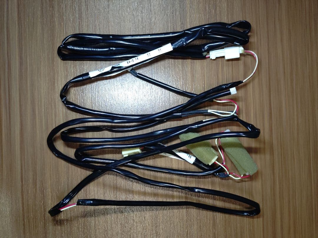 プリウスアルファ 純正オプション モデリスタ ラゲージledランプ 廃盤品