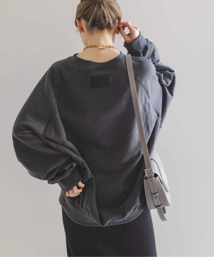 トップス COGTHEBIGSMOKE | LEILA WIDE CUFF SWEAT