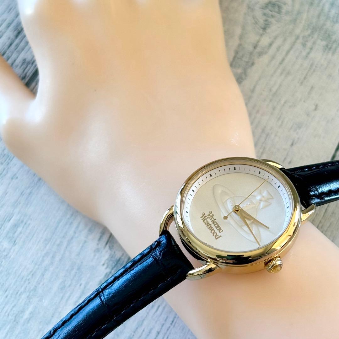 【.美品】vivienne ヴィヴィアン 腕時計 オーブ ゴールド