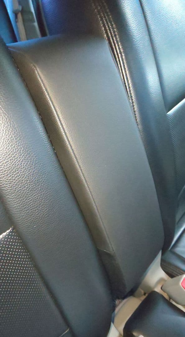 日本初 エブリィ DA17W 収納BOX付 アームレスト 肘掛け 純正合皮タイプ