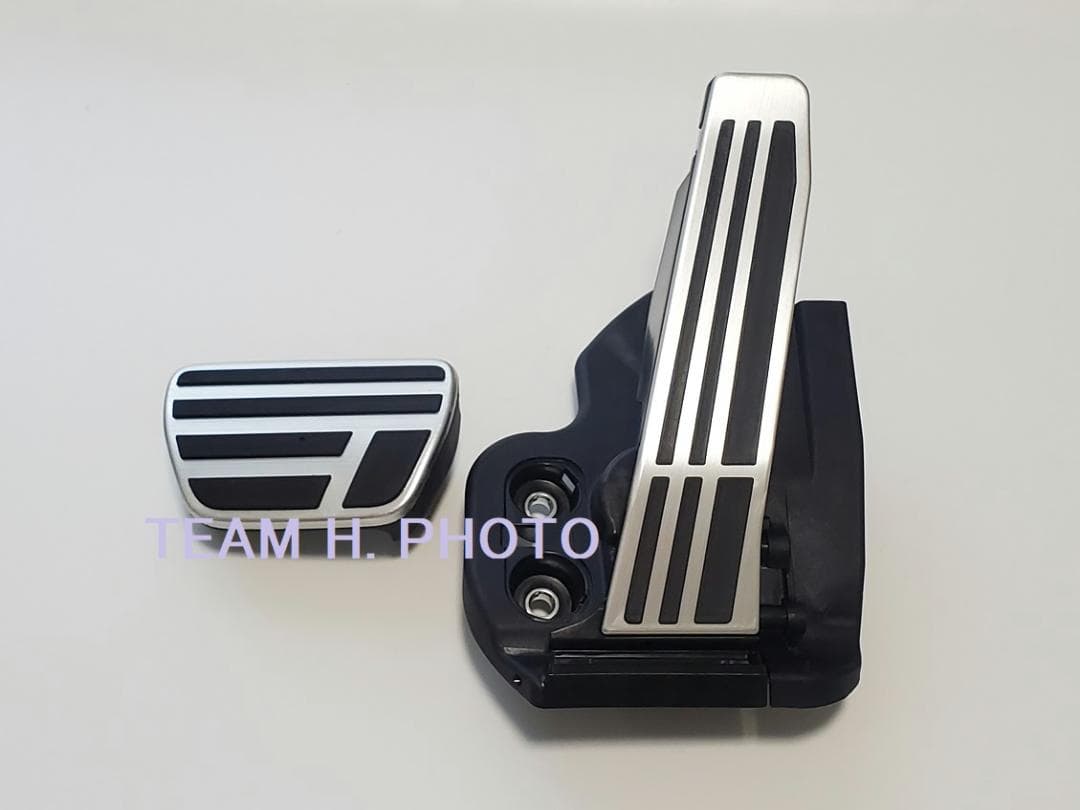 45.40系アルファード・ヴェルファイアに　レクサス純正　アルミペダル　RX F