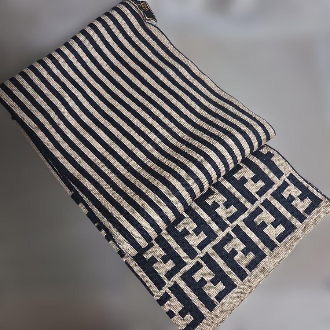 Fendi ロゴマフラー ブラウン ベージュ