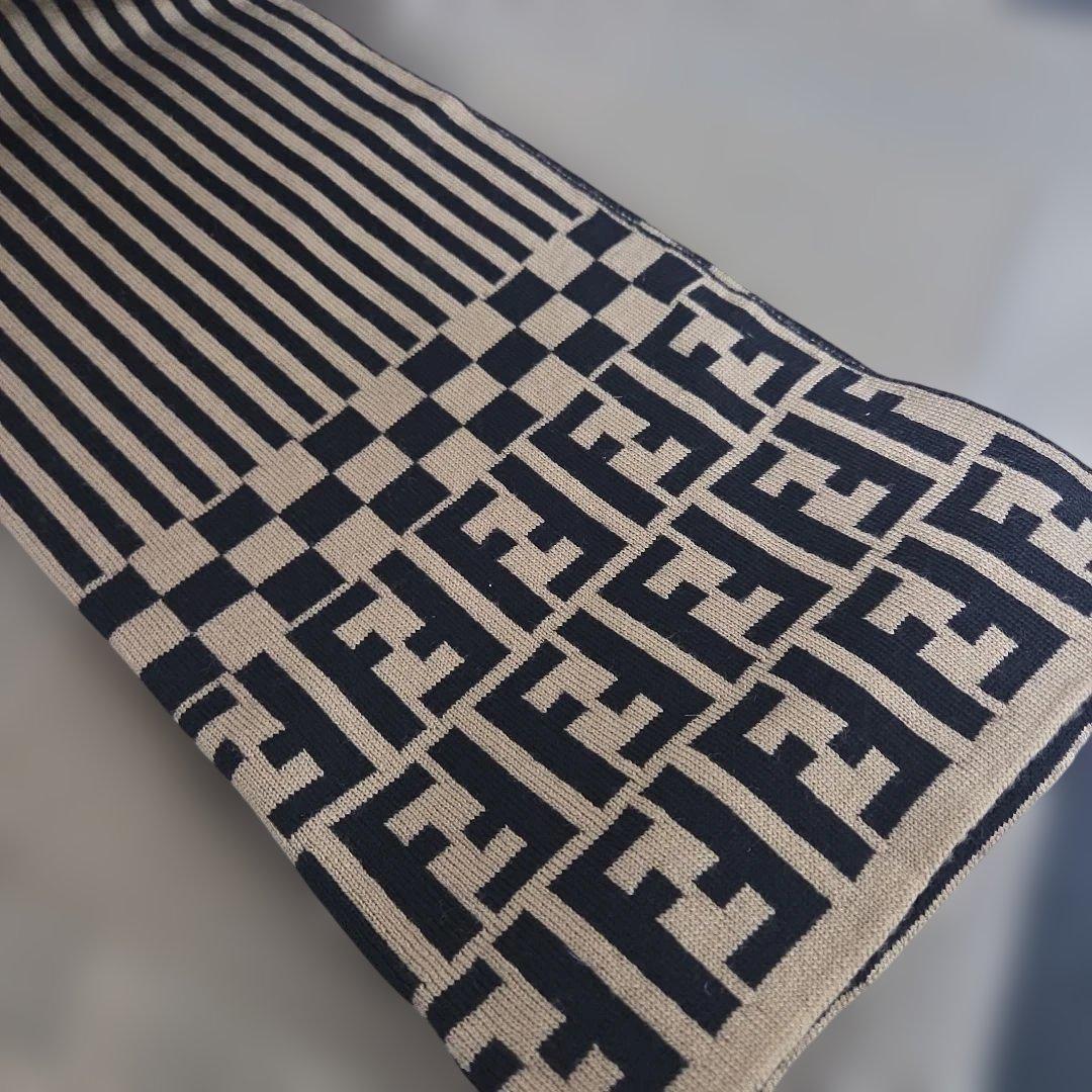 Fendi ロゴマフラー ブラウン ベージュ