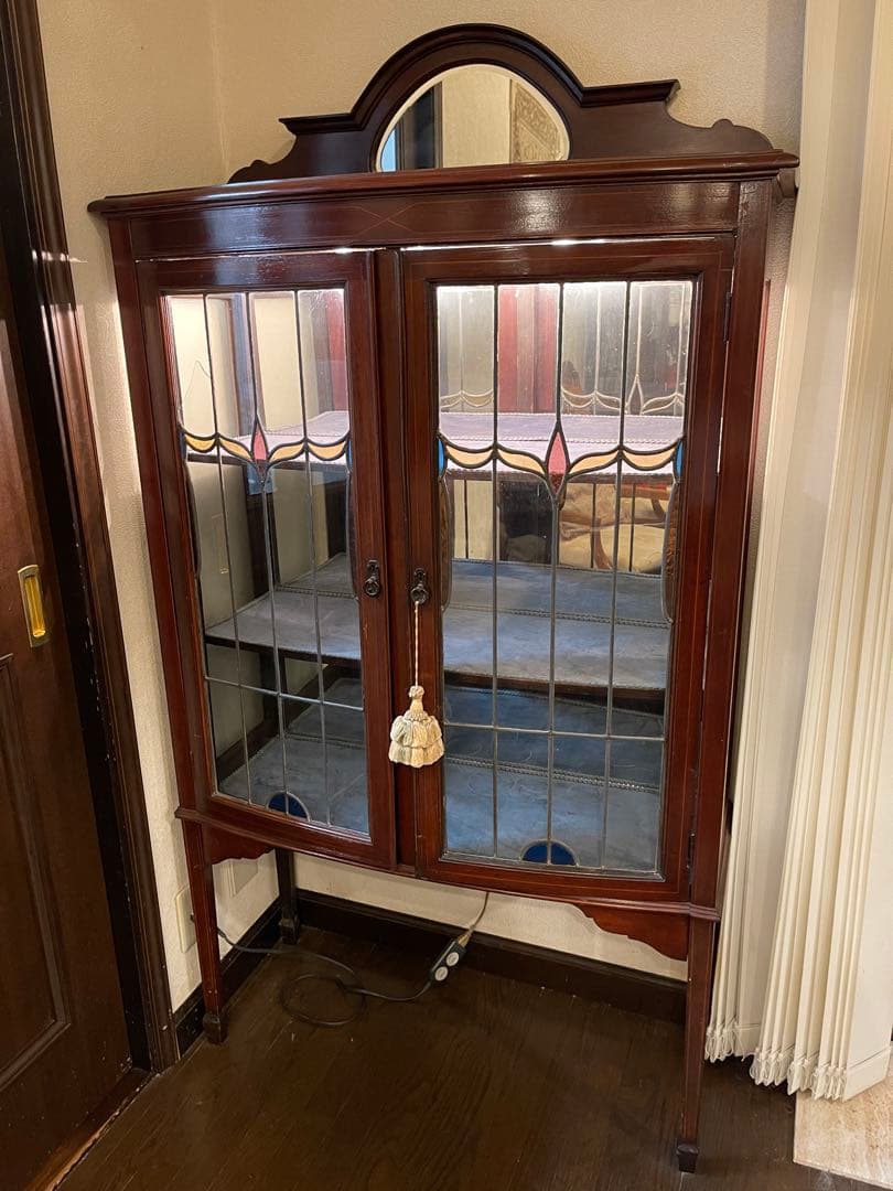 アンティーク木製キャビネット ステンドグラス付き